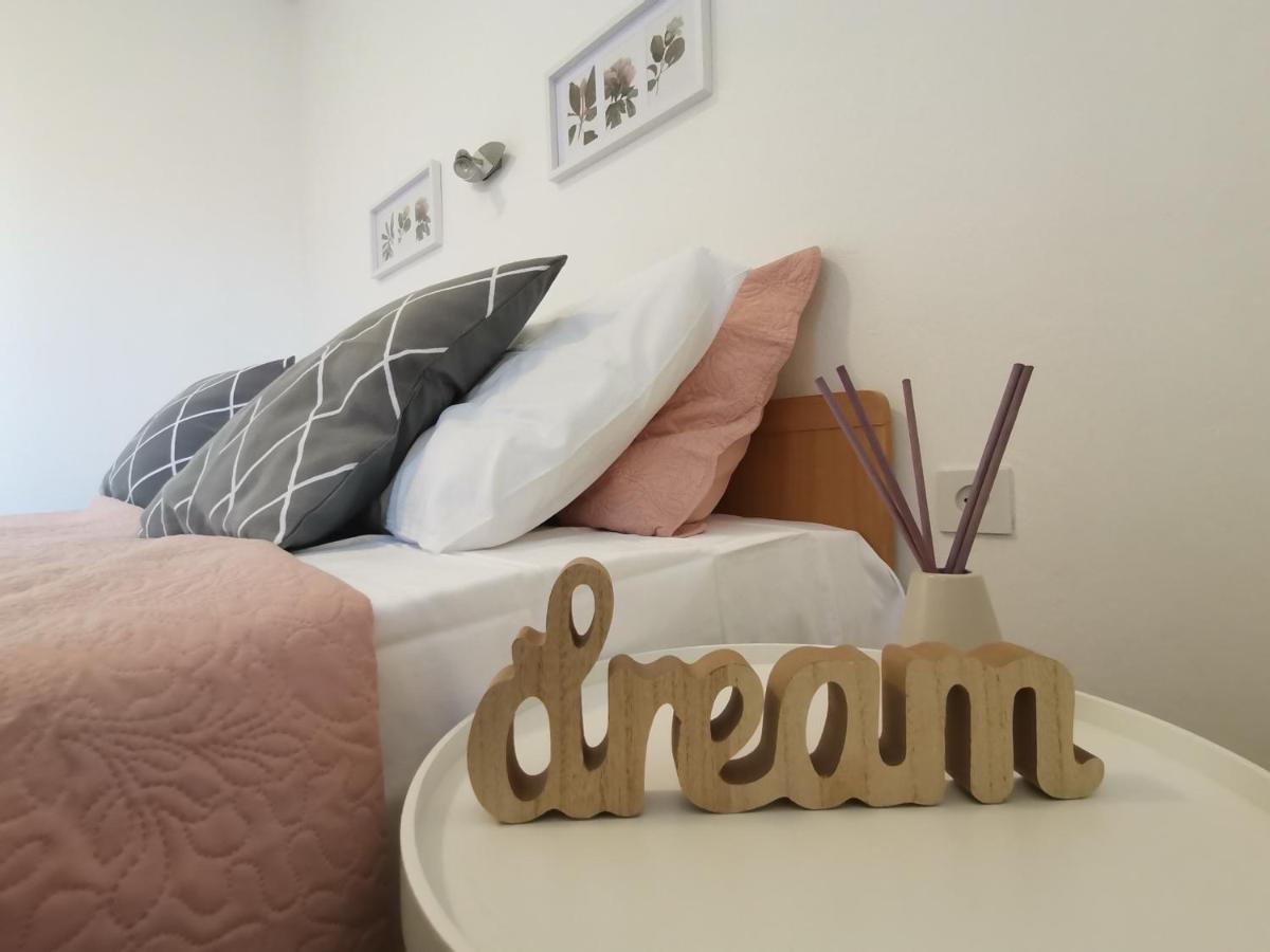 Apartment Lora Crikvenica Kültér fotó
