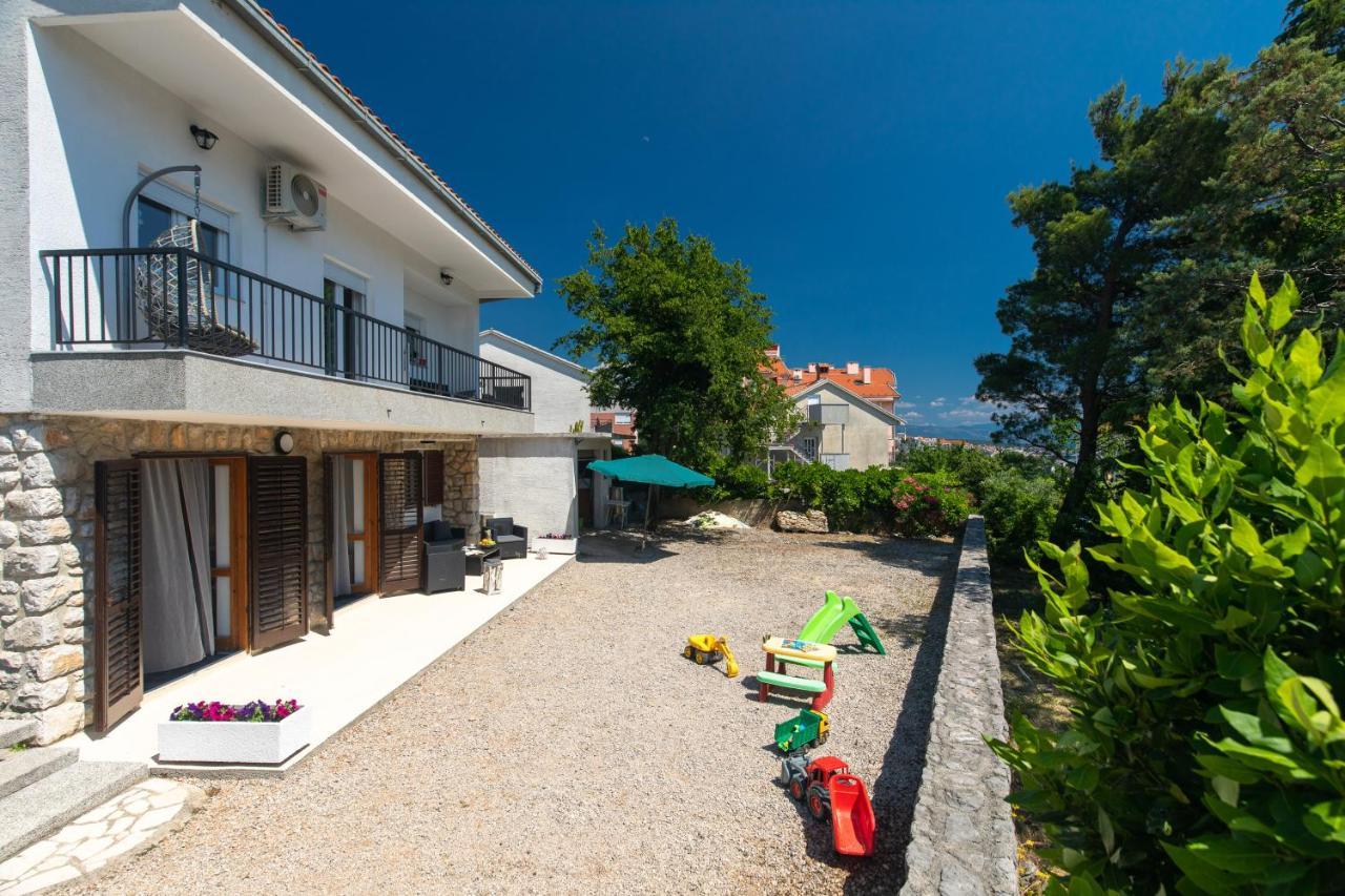 Apartment Lora Crikvenica Kültér fotó