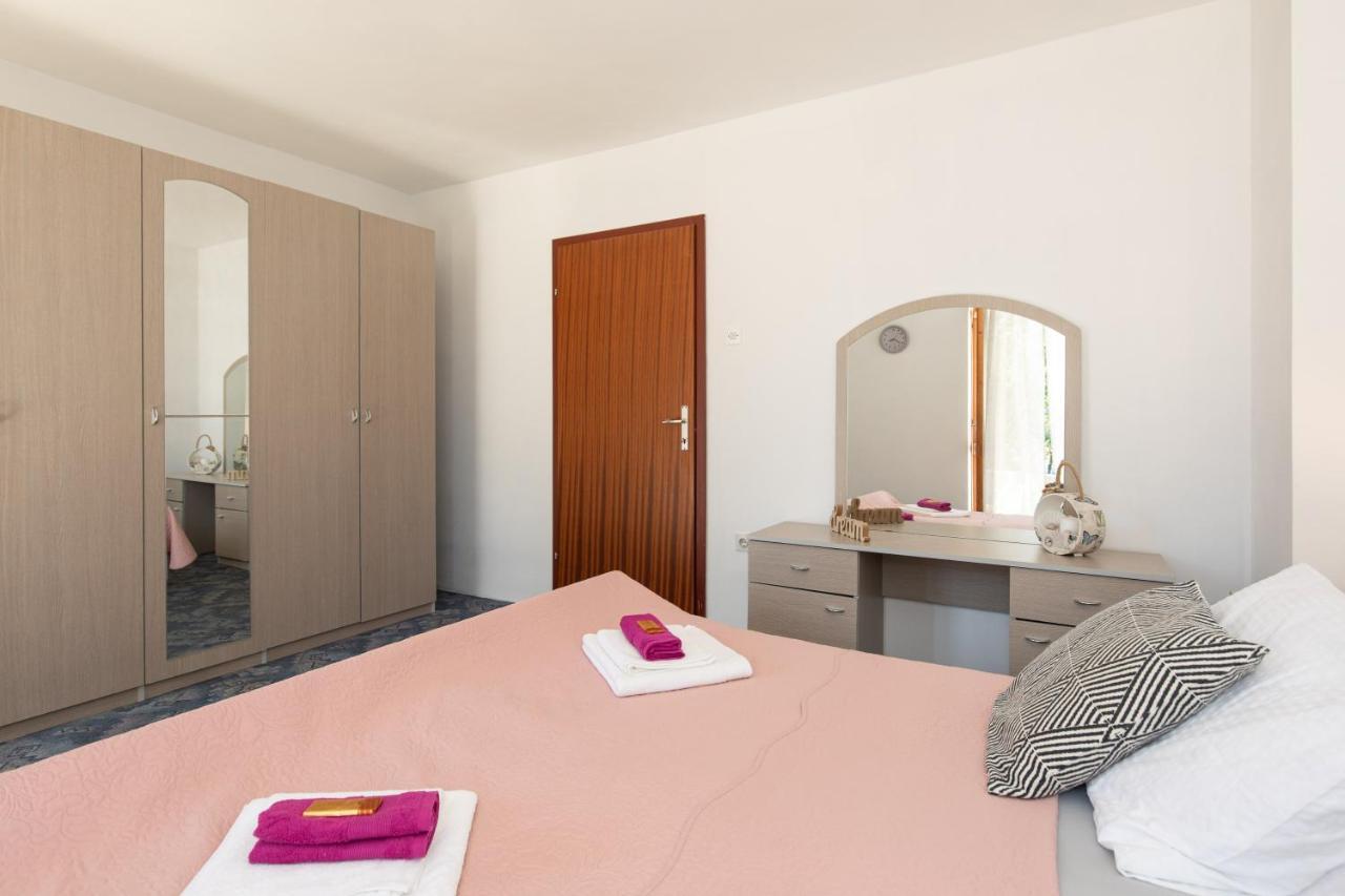 Apartment Lora Crikvenica Kültér fotó